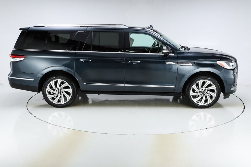 2024 Lincoln Navigator L Reserve