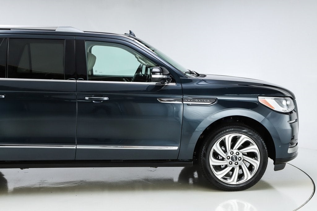 2024 Lincoln Navigator L Reserve