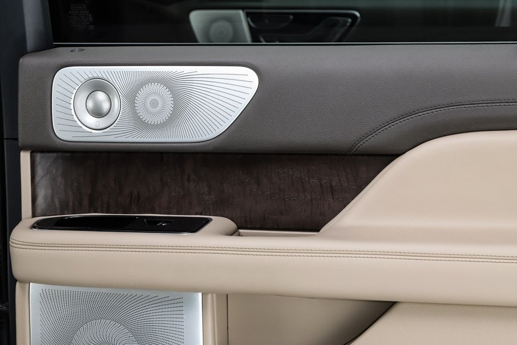 2024 Lincoln Navigator L Reserve