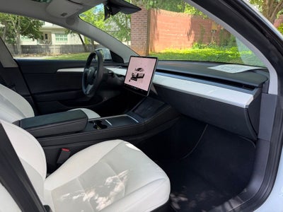 2023 Tesla Model 3 Performance