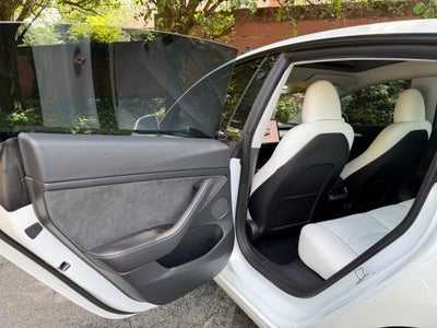 2023 Tesla Model 3 Performance