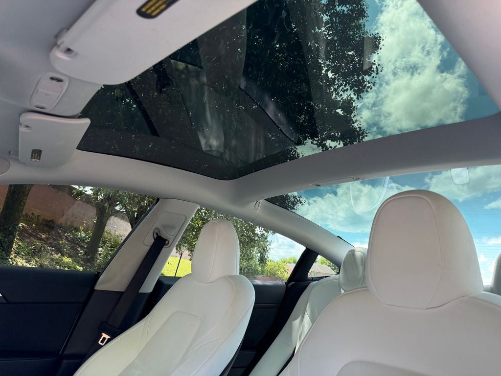 2023 Tesla Model 3 Performance