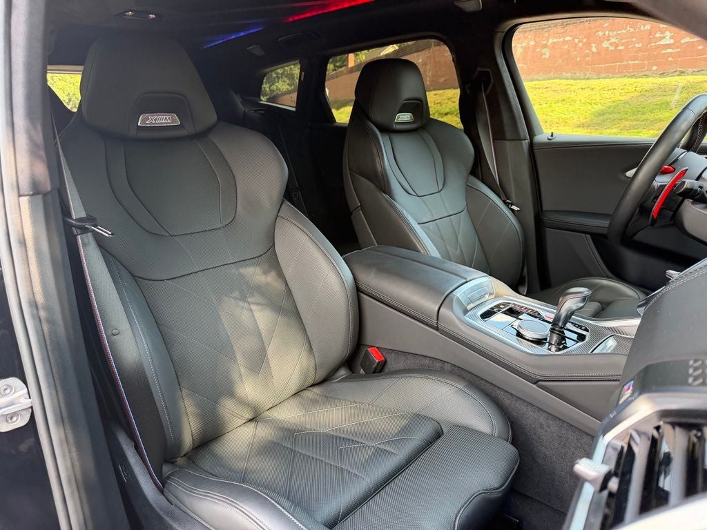 2025 BMW XM Base