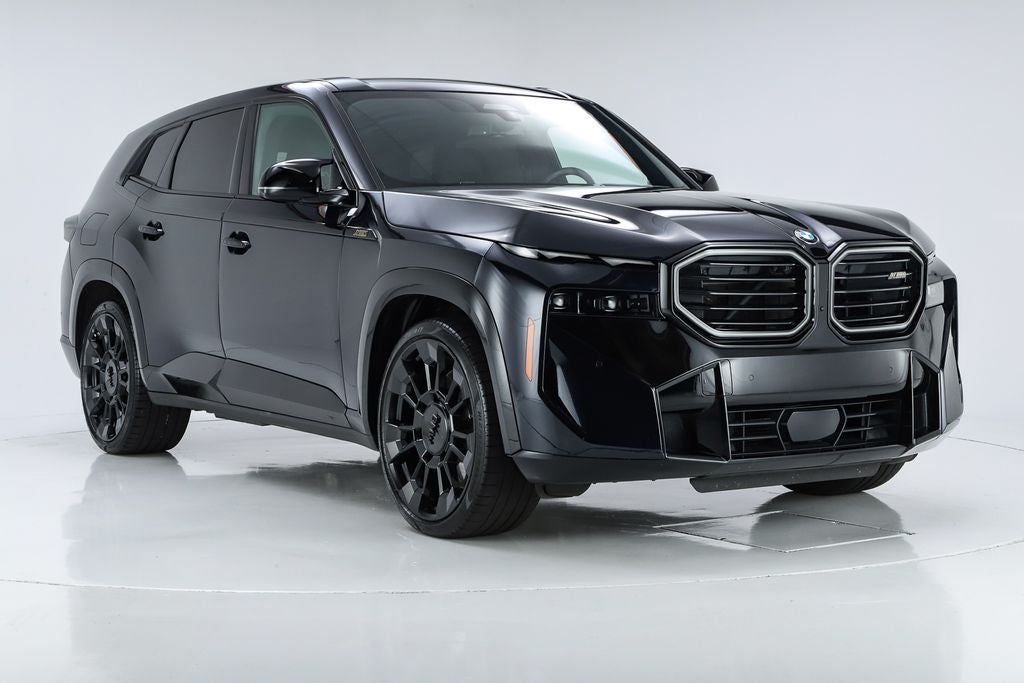 2025 BMW XM Base