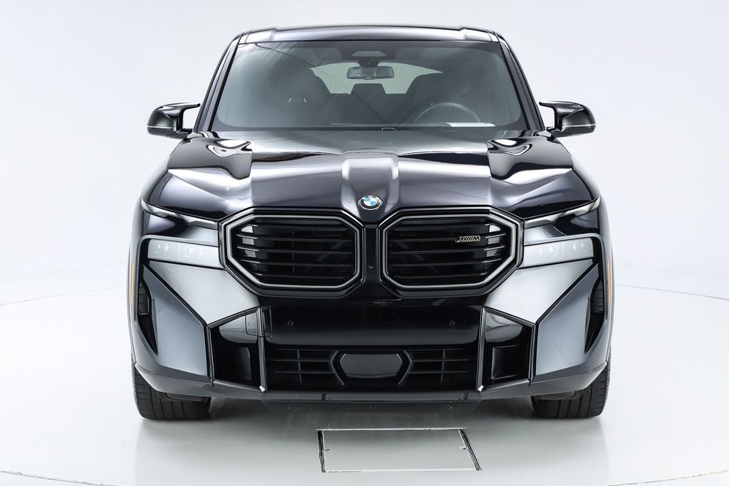 2025 BMW XM Base