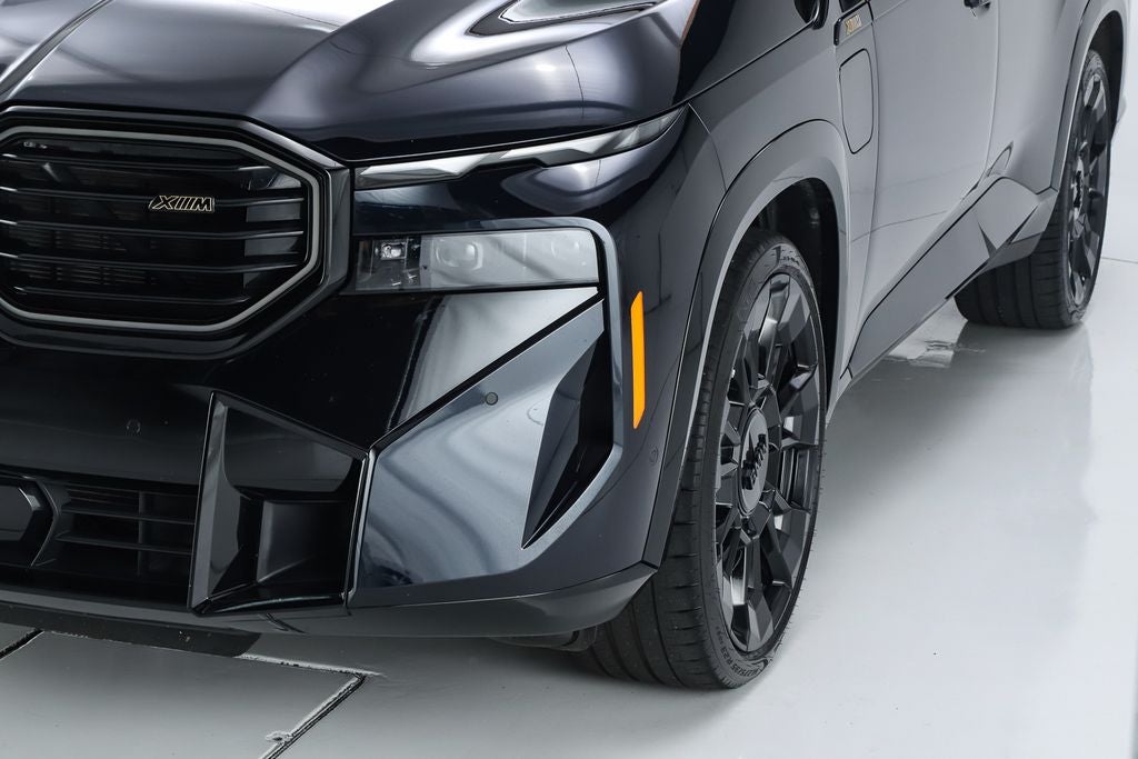 2025 BMW XM Base