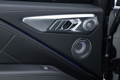 2025 BMW XM Base