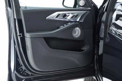 2025 BMW XM Base