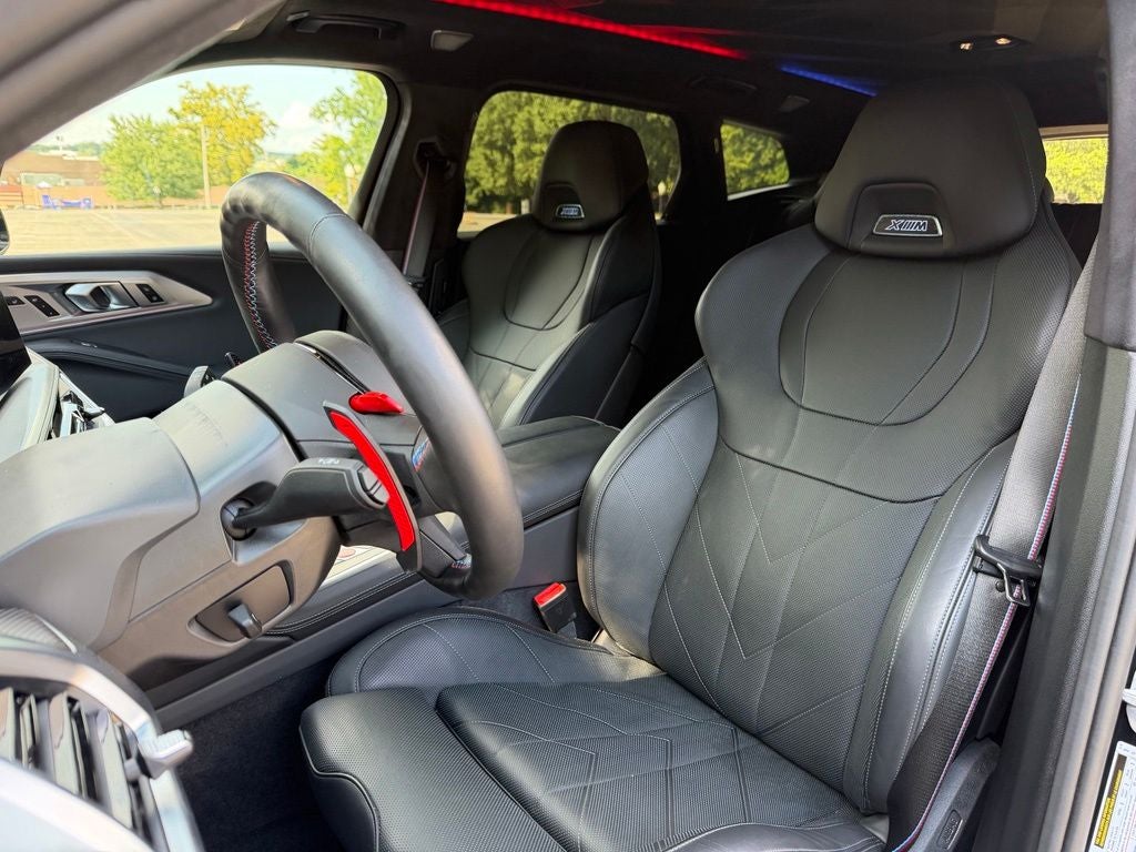 2025 BMW XM Base
