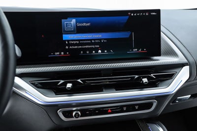 2025 BMW XM Base