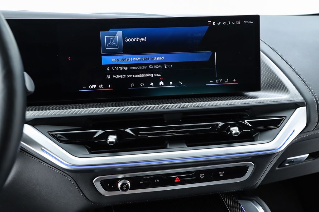 2025 BMW XM Base