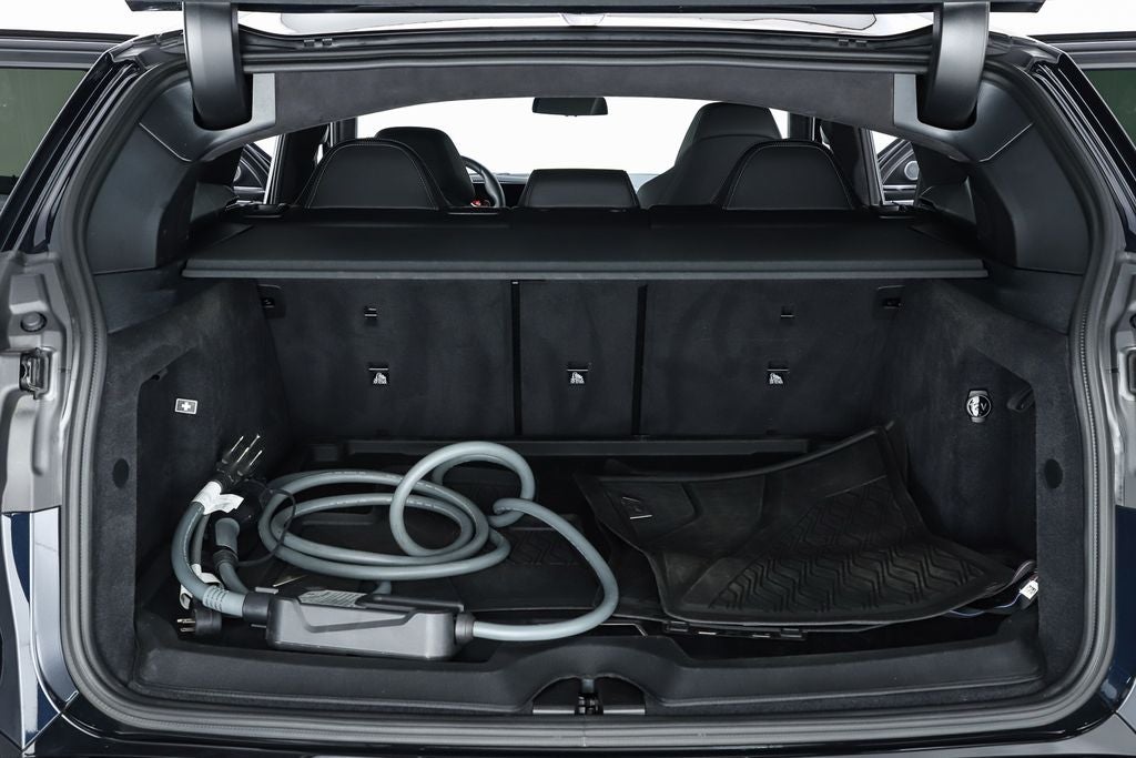 2025 BMW XM Base