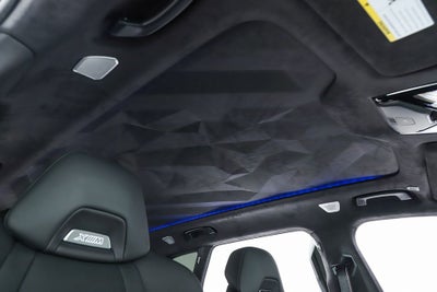 2025 BMW XM Base