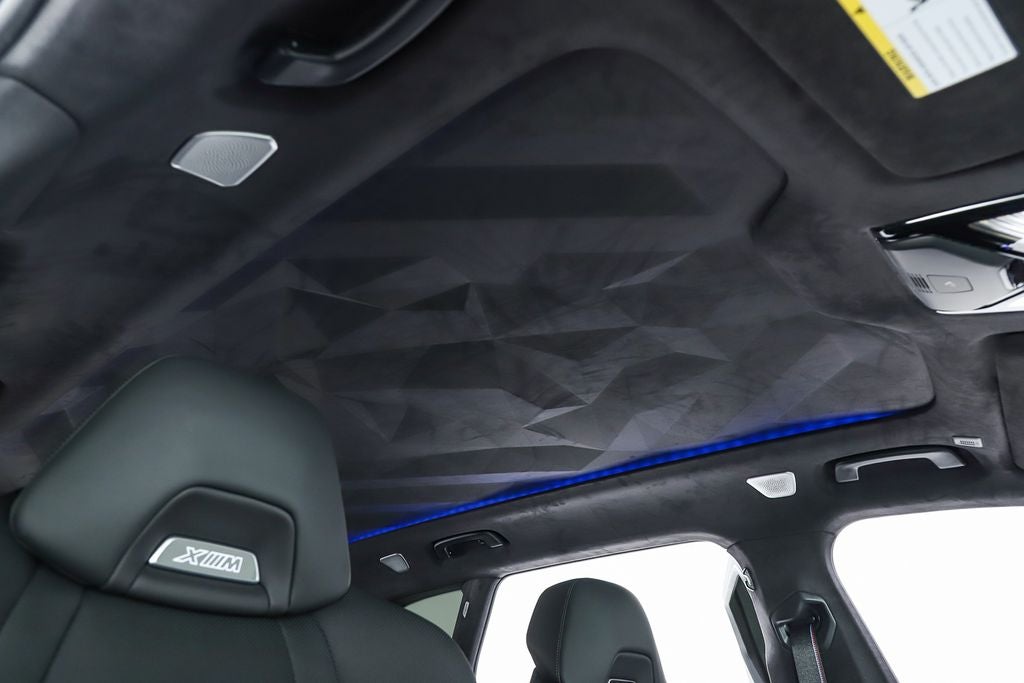2025 BMW XM Base
