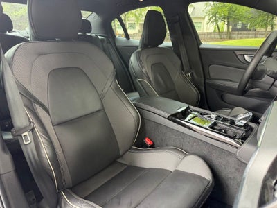 2024 Volvo S60 Recharge Plug-In Hybrid Ultimate
