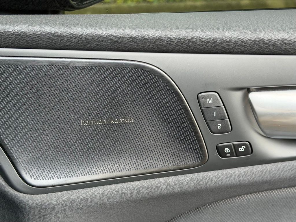 2024 Volvo S60 Recharge Plug-In Hybrid Ultimate