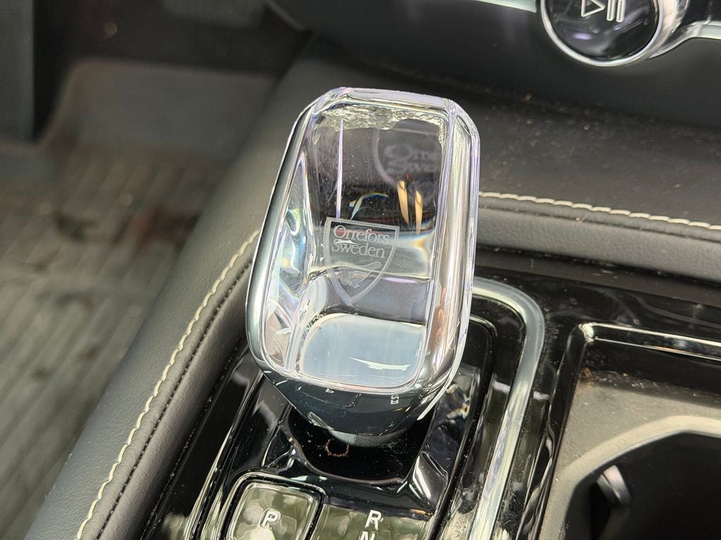 2024 Volvo S60 Recharge Plug-In Hybrid Ultimate