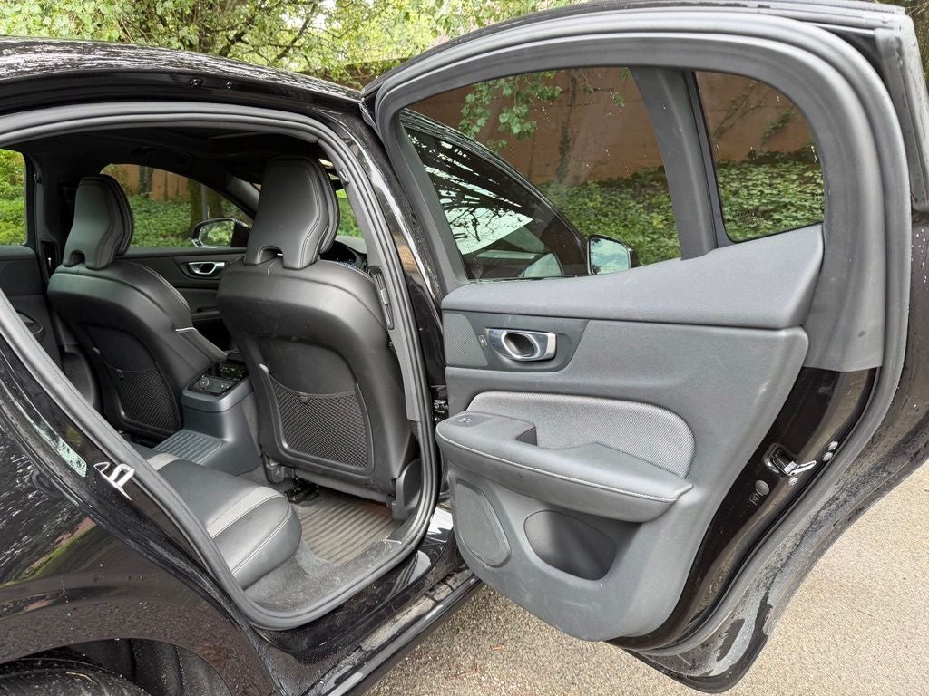 2024 Volvo S60 Recharge Plug-In Hybrid Ultimate