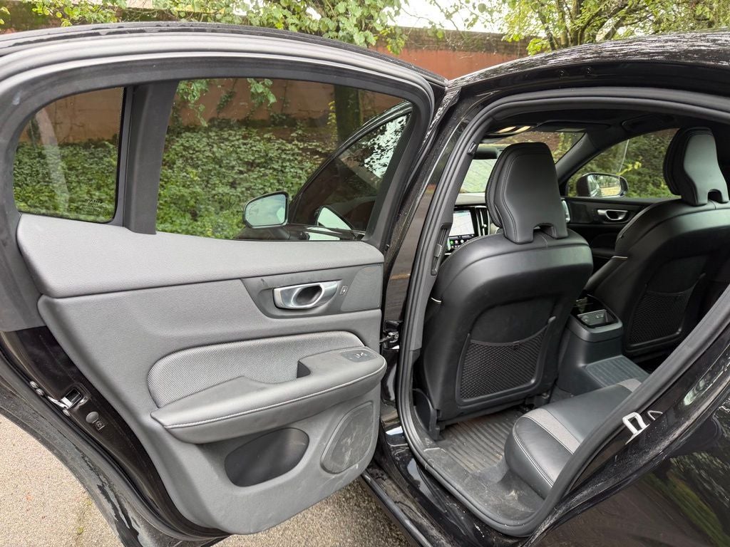 2024 Volvo S60 Recharge Plug-In Hybrid Ultimate
