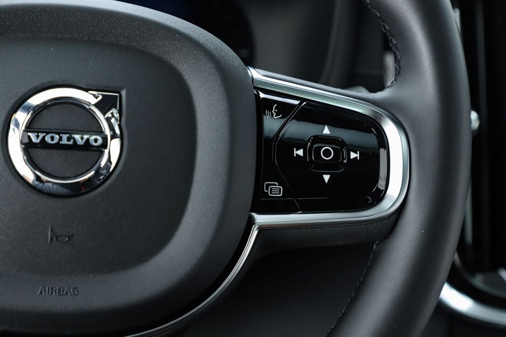 2024 Volvo S60 Recharge Plug-In Hybrid Ultimate