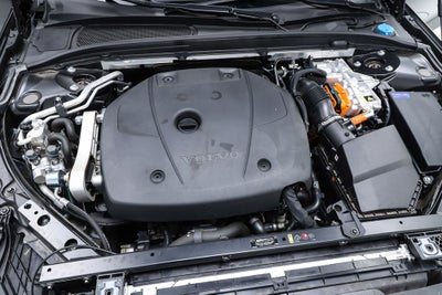 2024 Volvo S60 Recharge Plug-In Hybrid Ultimate