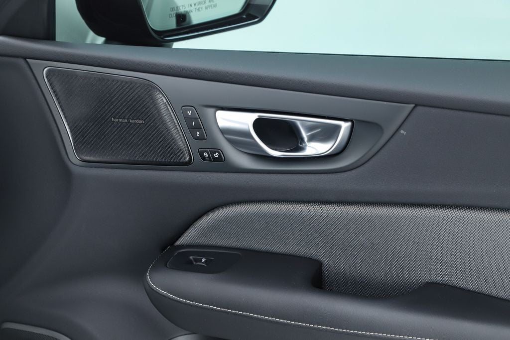 2024 Volvo S60 Recharge Plug-In Hybrid Ultimate