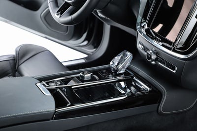 2024 Volvo S60 Recharge Plug-In Hybrid Ultimate