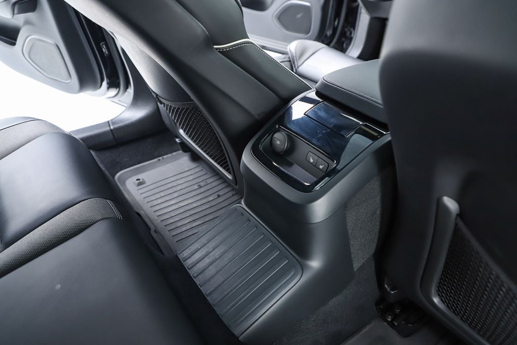 2024 Volvo S60 Recharge Plug-In Hybrid Ultimate