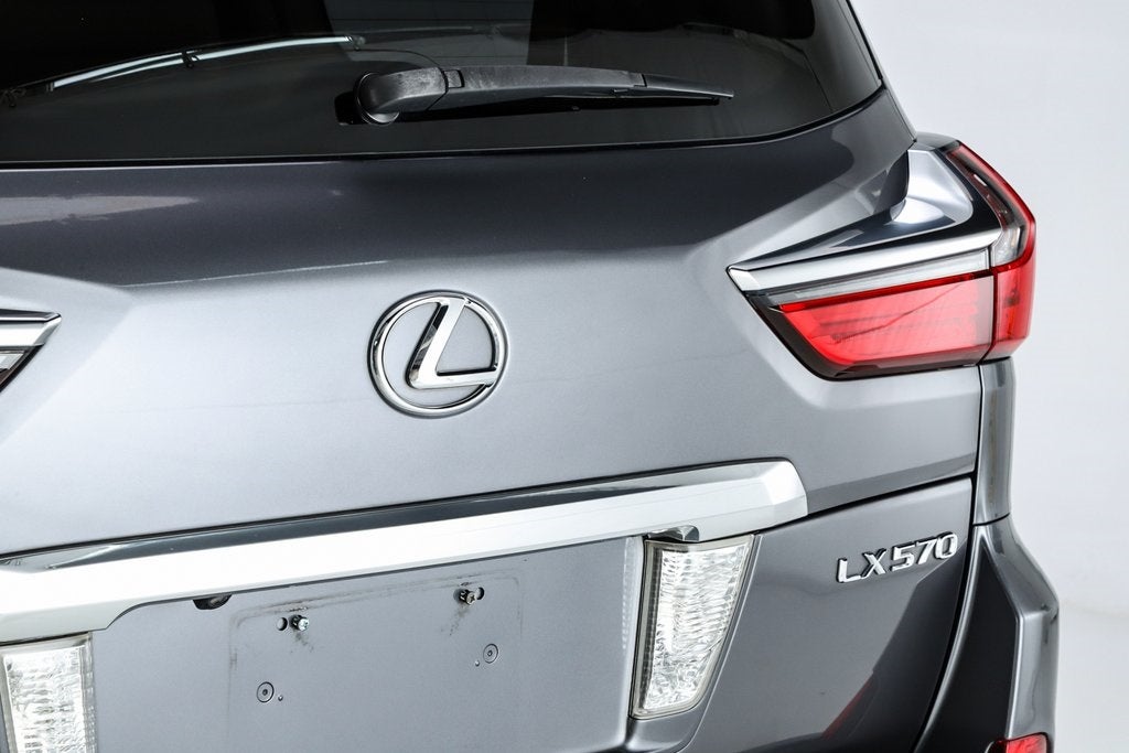 2017 Lexus LX 570