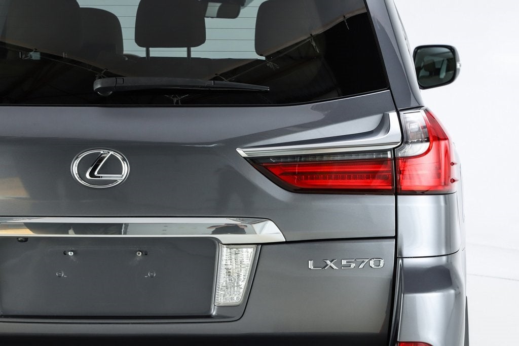 2017 Lexus LX 570