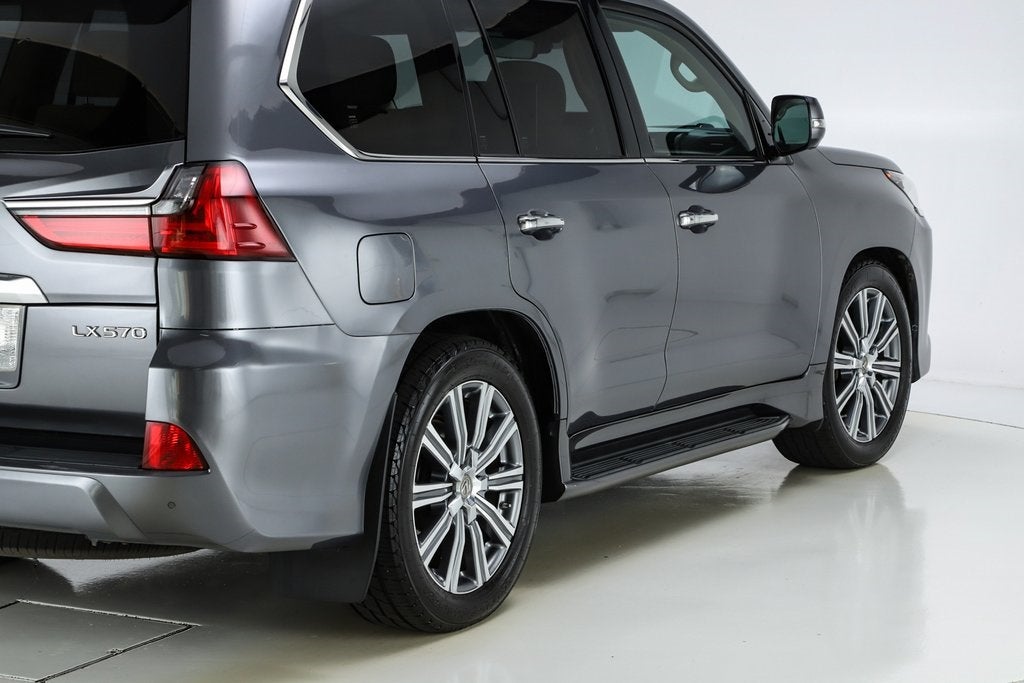 2017 Lexus LX 570