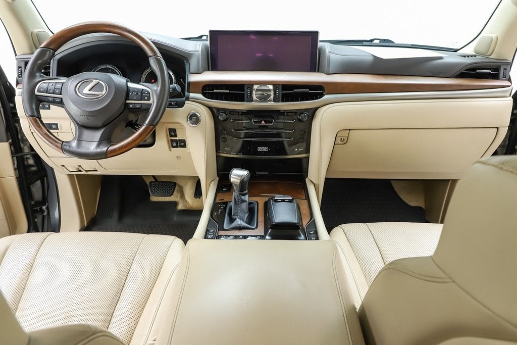 2017 Lexus LX 570
