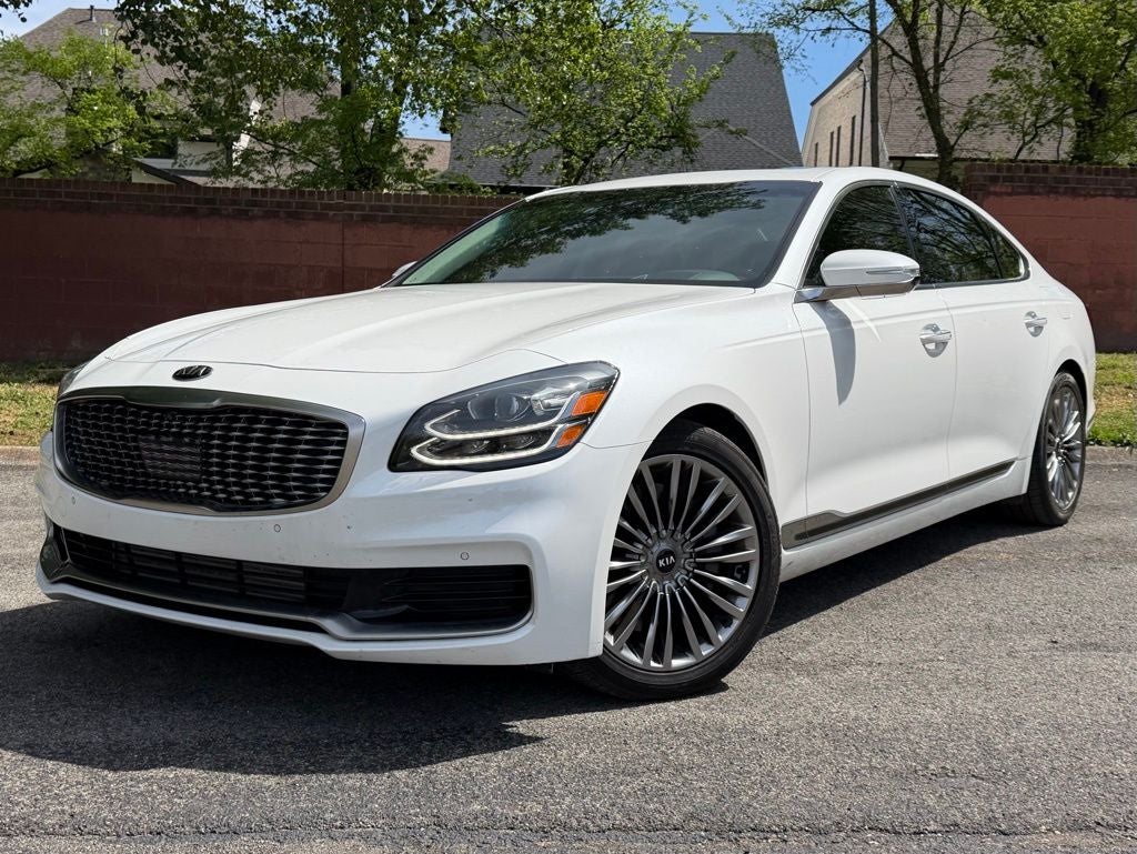 2020 Kia K900 Luxury
