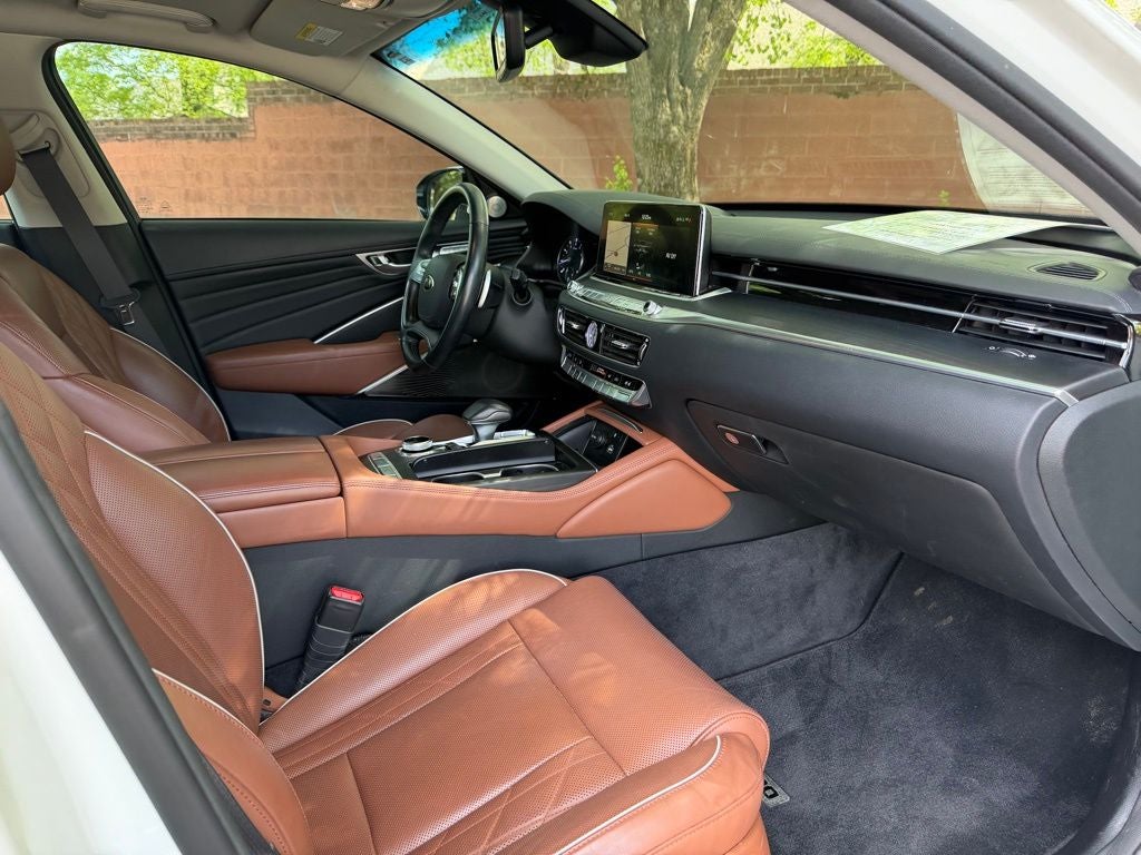 2020 Kia K900 Luxury