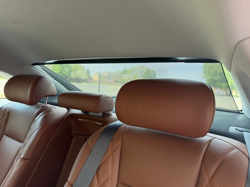 2020 Kia K900 Luxury