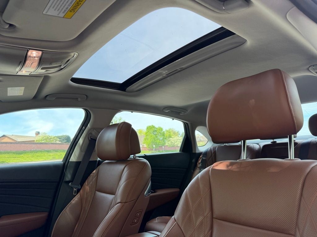 2020 Kia K900 Luxury