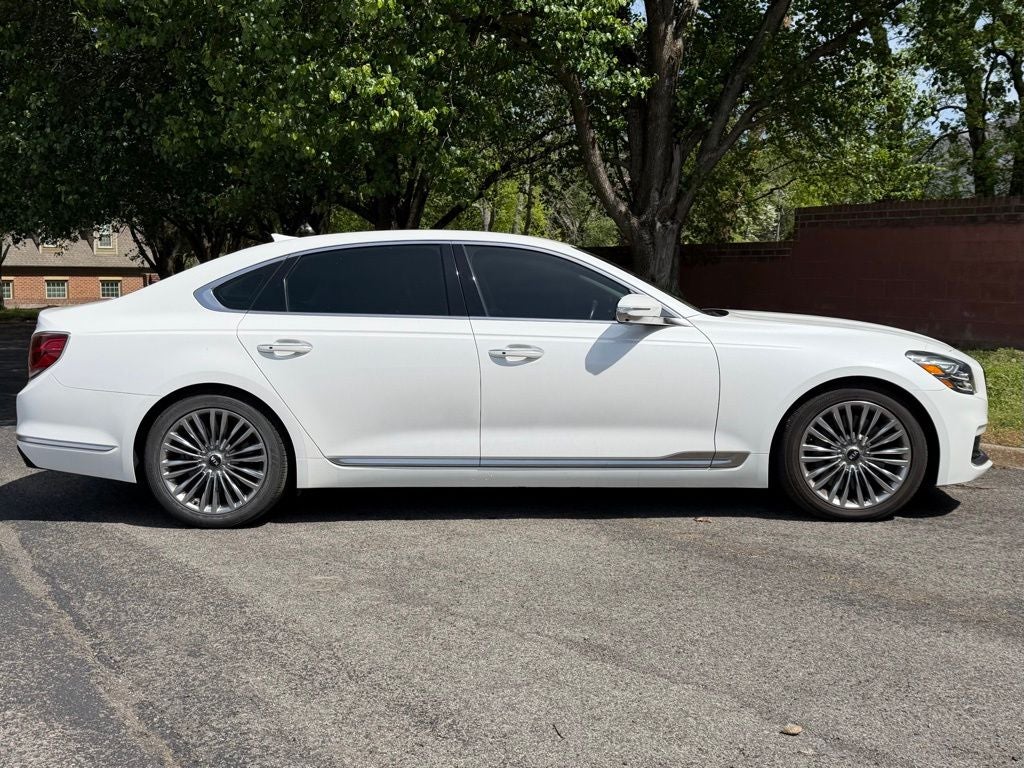 2020 Kia K900 Luxury