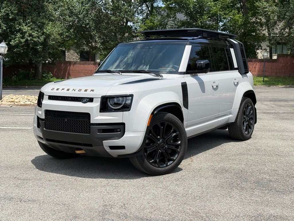 2026 Land Rover Defender 110 OCTA