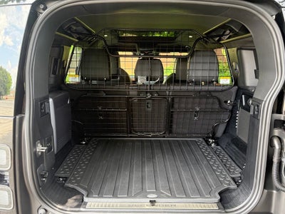 2026 Land Rover Defender 110 OCTA
