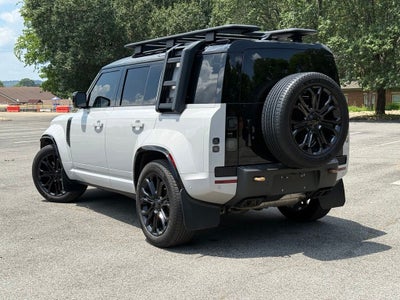 2026 Land Rover Defender 110 OCTA