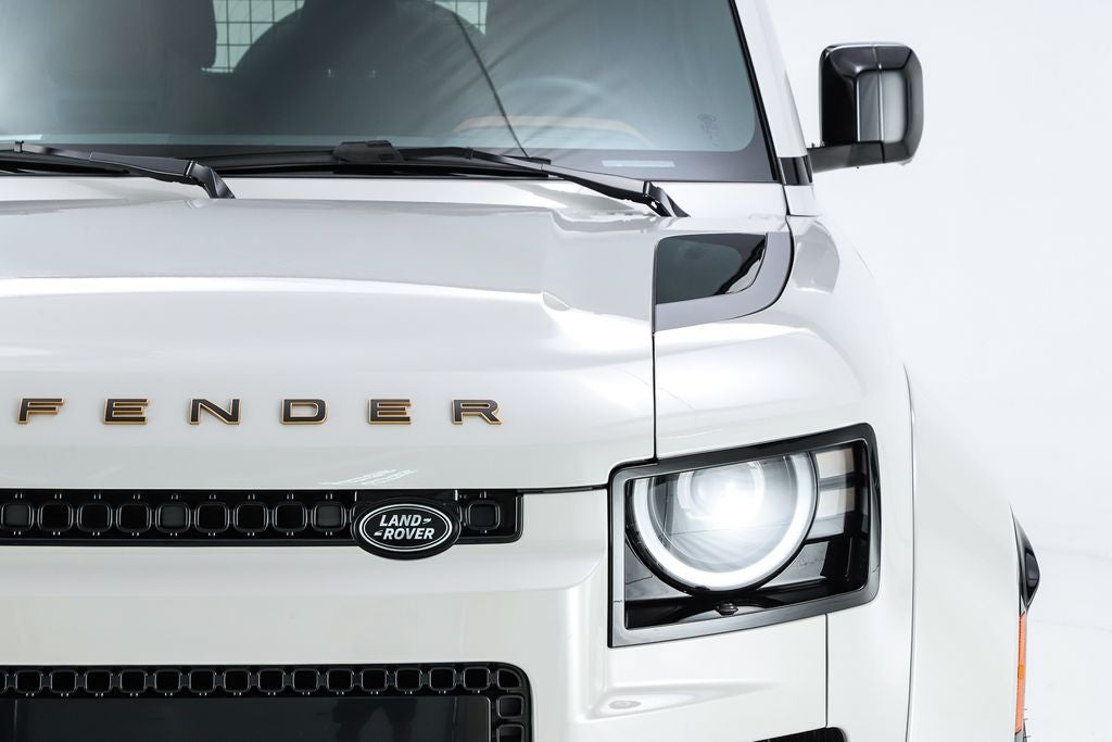 2026 Land Rover Defender 110 OCTA