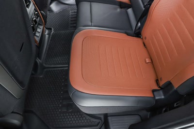 2026 Land Rover Defender 110 OCTA