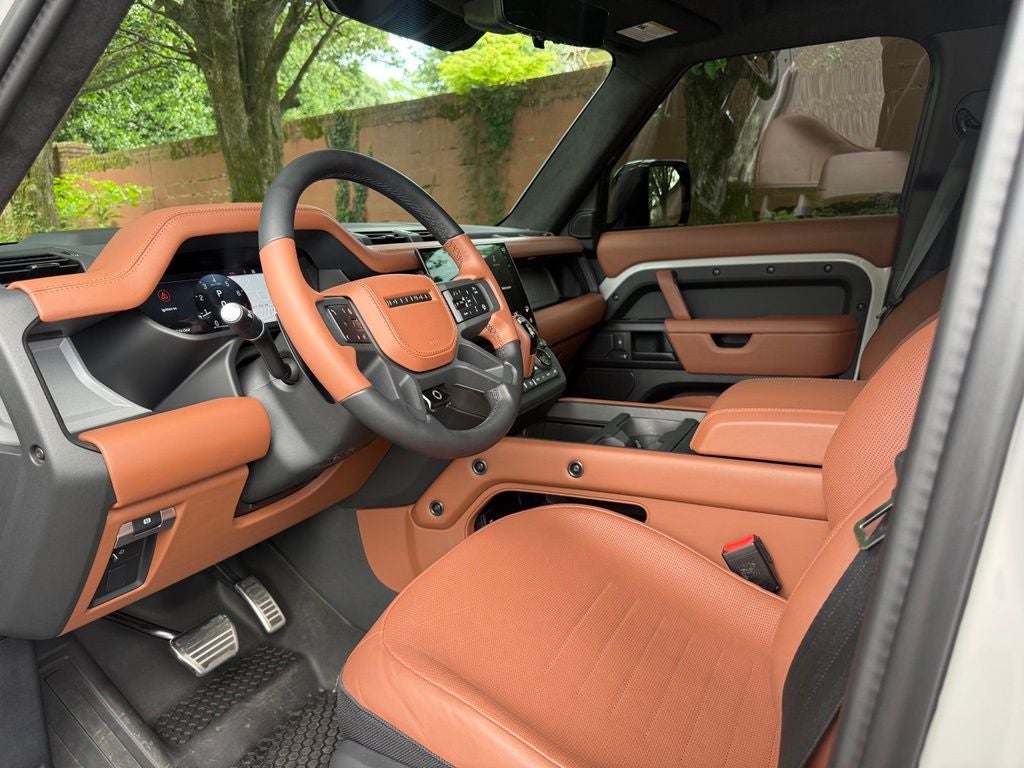 2026 Land Rover Defender 110 OCTA