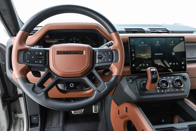 2026 Land Rover Defender 110 OCTA
