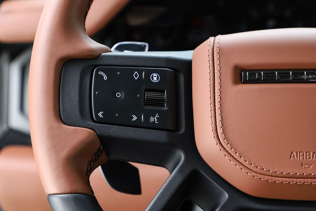 2026 Land Rover Defender 110 OCTA