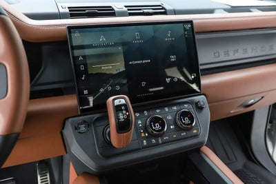 2026 Land Rover Defender 110 OCTA