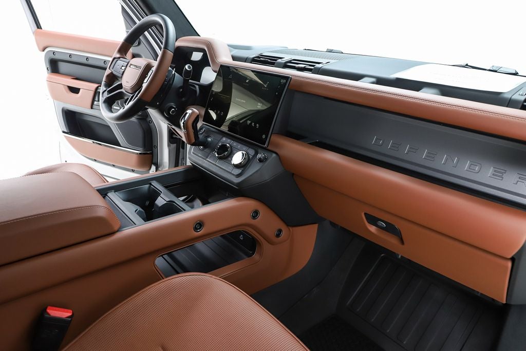 2026 Land Rover Defender 110 OCTA