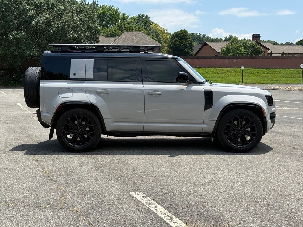 2026 Land Rover Defender 110 OCTA