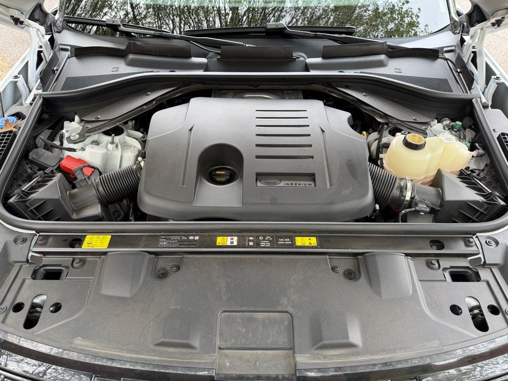 2025 Land Rover Range Rover SE