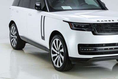 2025 Land Rover Range Rover SE